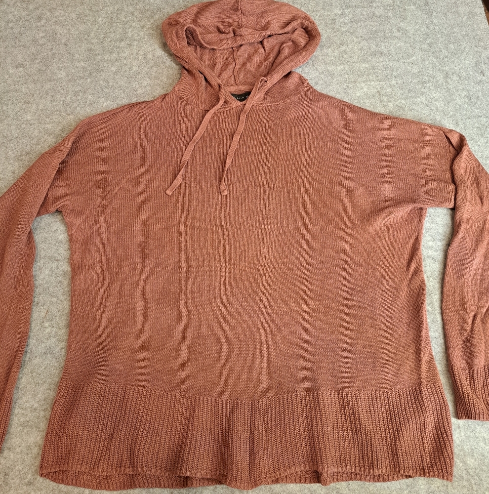 Tahari 55% Linen Hoodie